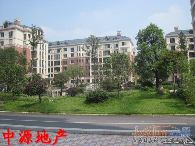 上高錦都圣地雅閣3樓，毛坯三通，產權車庫25平三通
