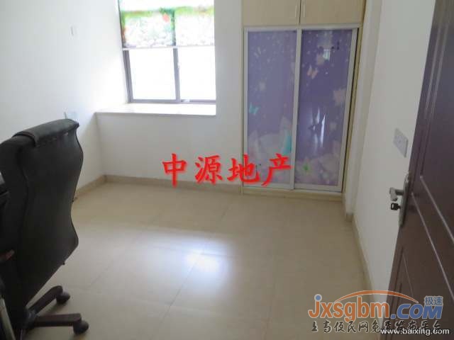 上高《友誼廣場旁小區》精裝全配，底樓帶花園，好停車
