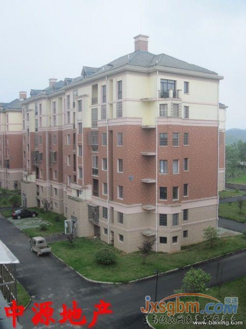 上高錦都圣地雅閣3樓，毛坯三通，產權車庫25平三通