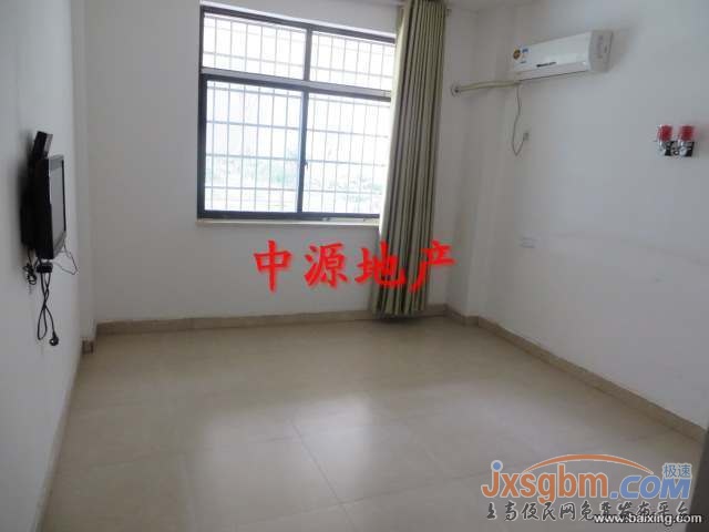 上高《友誼廣場旁小區》精裝全配，底樓帶花園，好停車